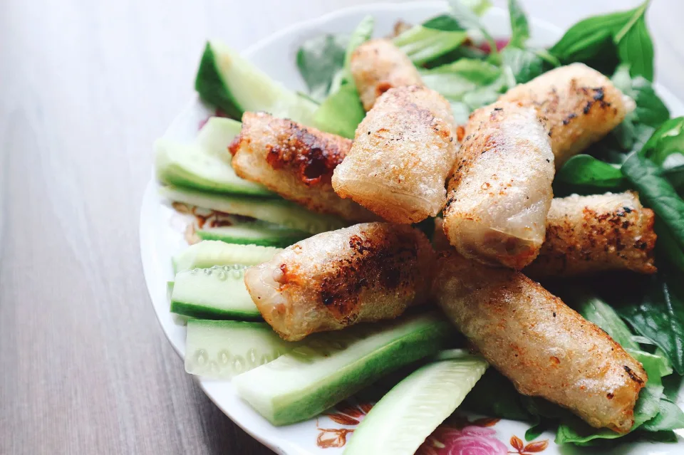 Bàn ăn tại Noa Bistro Pizza-cà Phê